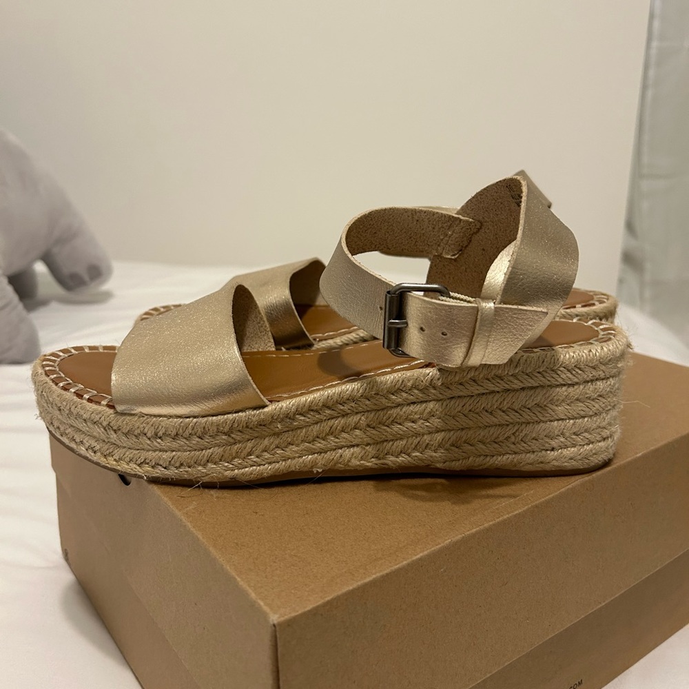 Gold Sandals (Espadrilles) Wedge